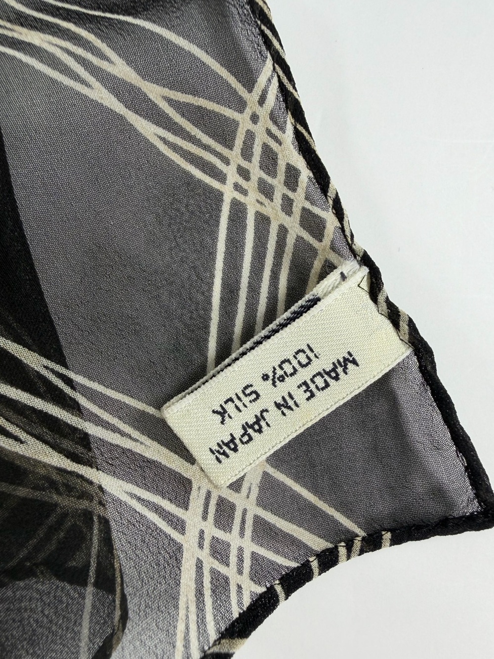 Ann Taylor 100% Silk Sheer Scarf Black Ivory Abstract Plaid 42x15 Made in Japan - Picture 3 of 8